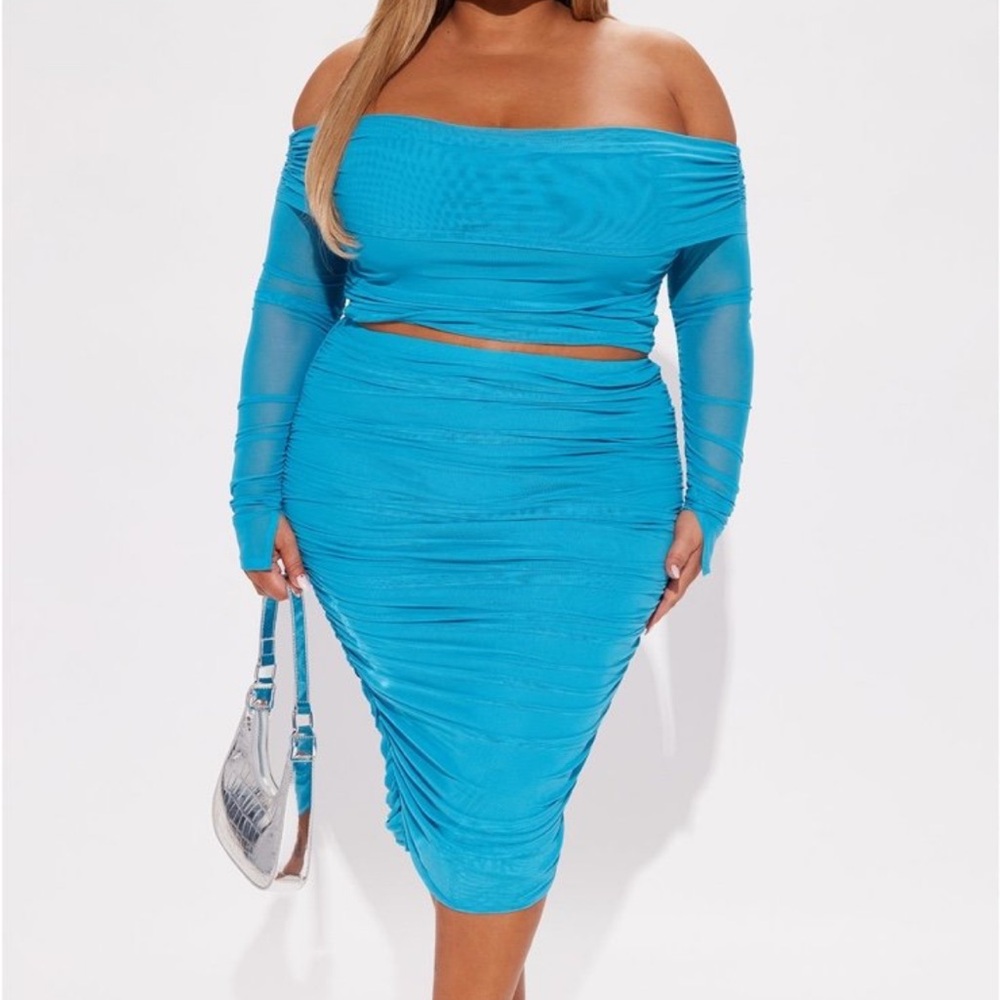 Fashion Nova Turquoise Off-Shoulder and  Pencil Skirt Set